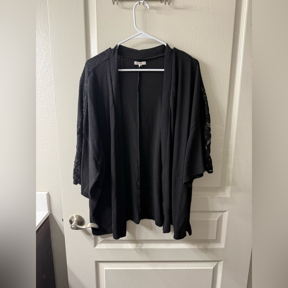 Maurice’s XXL black short sleeve cardigan